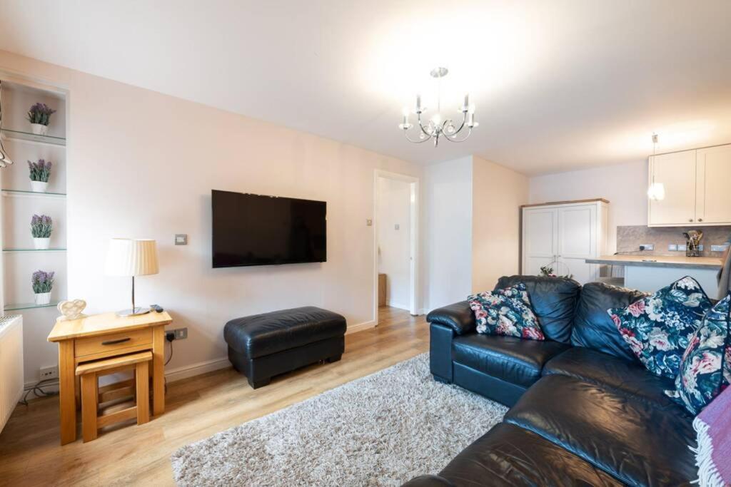 Burlington Place, Shrewsbury. 2 Bedroom, Private Parking, 5 Minutes From Town Eksteriør bilde